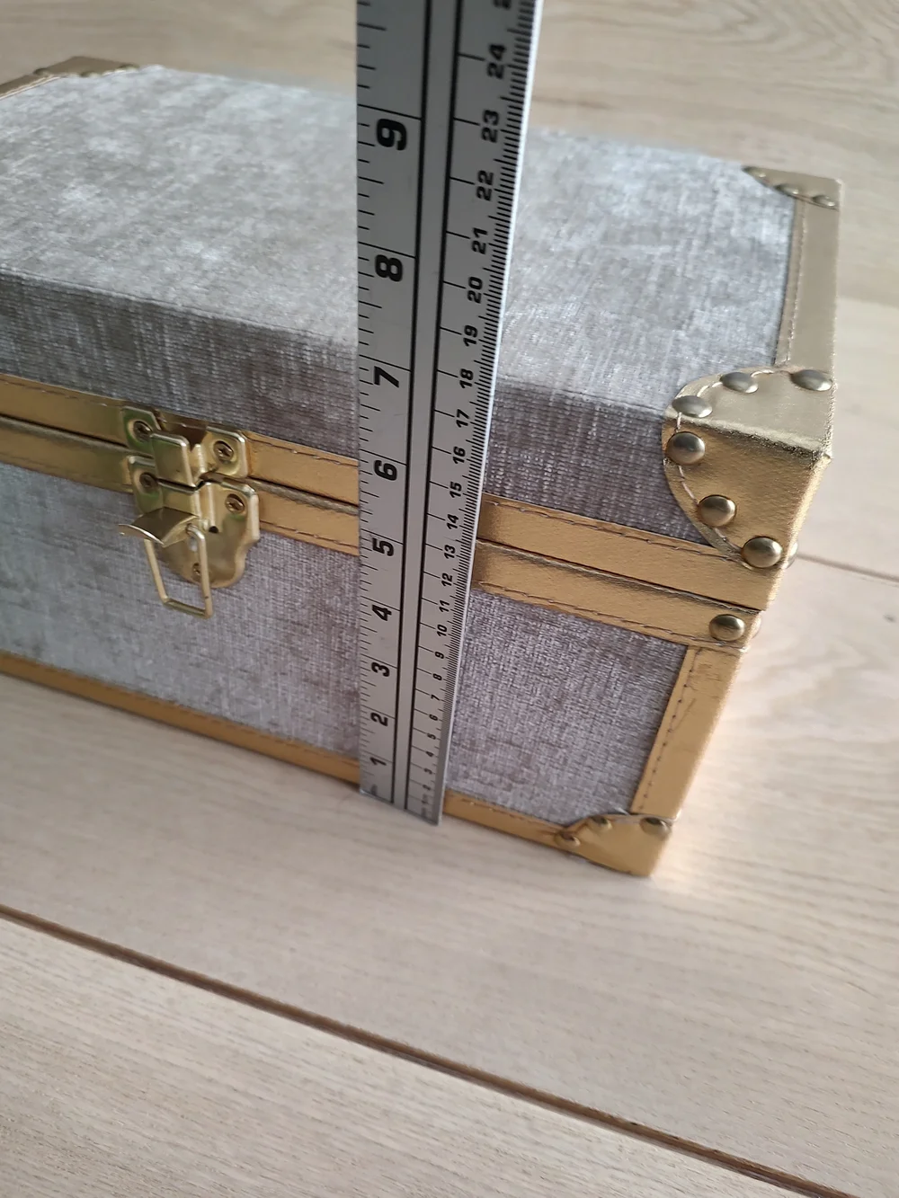 unbranded. stylish linen